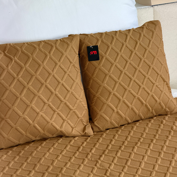 Kétoldalas Parla 3D ágytakaró Barna karamell 180x220+2x40x40