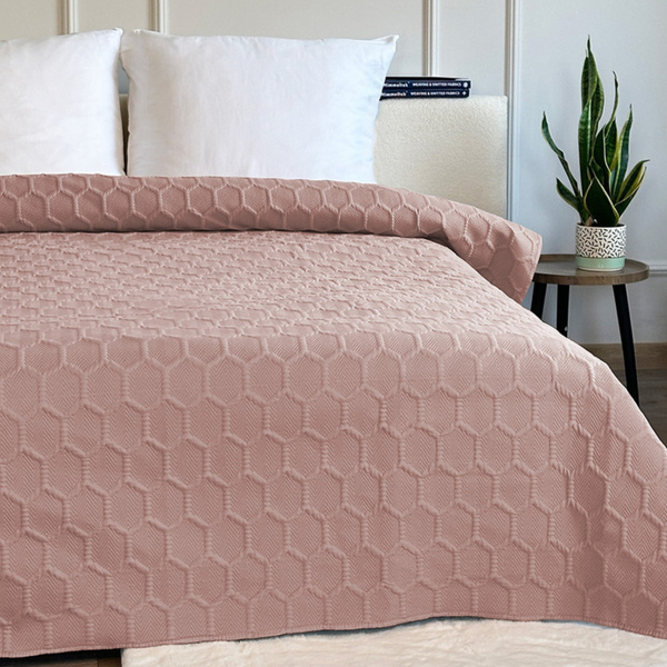  Kétoldalas Parla 3D ágytakaró púderrózsaszín 180x220 párnahuzat nélkül