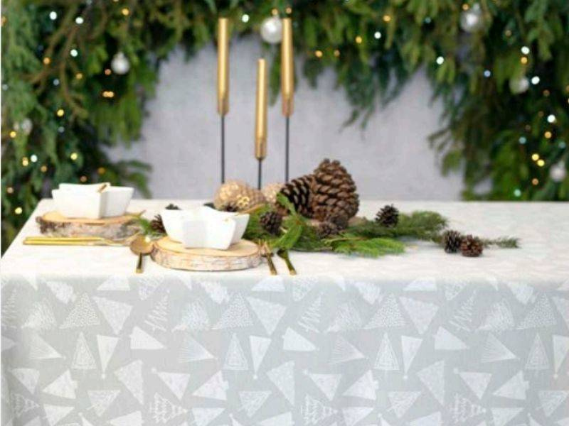 Karácsonyi Asztalterítő Szürke karácsonyfák