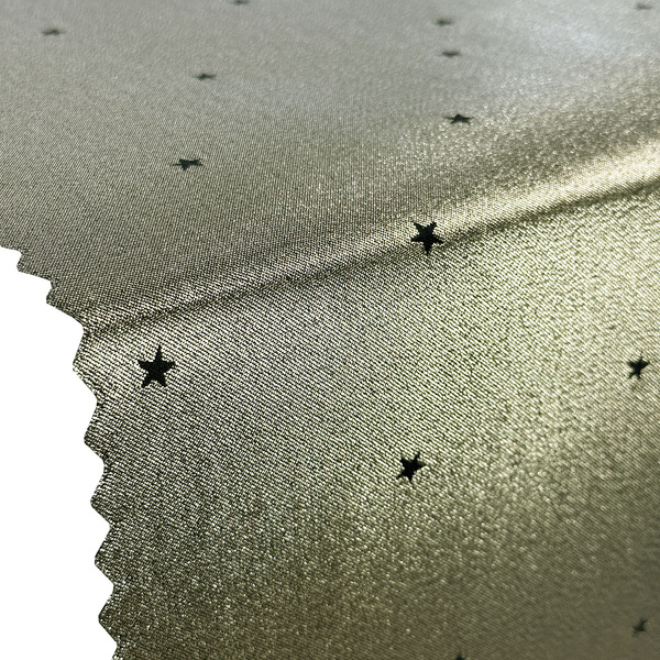 Asztalterítők és futók Foltálló Arany 3506